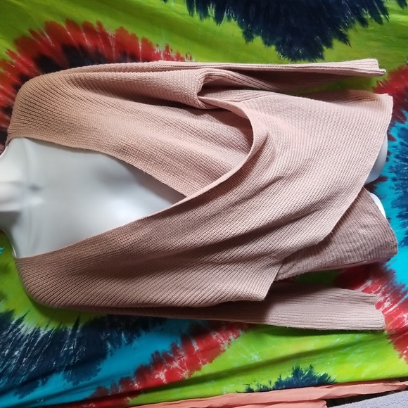 ASTR The Label Pink Wrap Front Sweater Sz XL - Picture 2 of 7